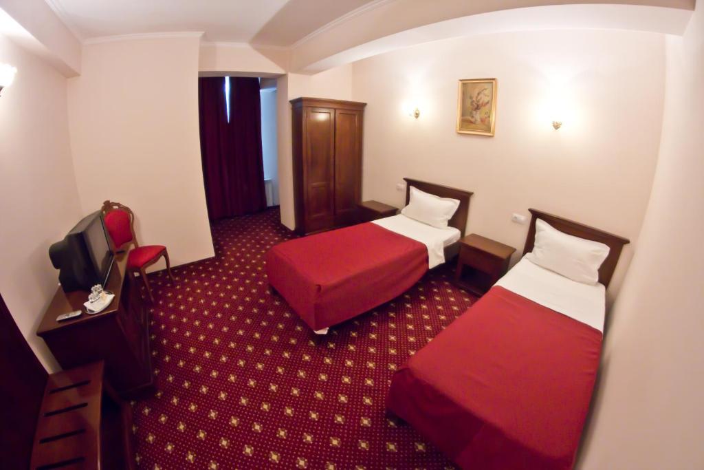 Hotel Vila Royal Bacău Zewnętrze zdjęcie